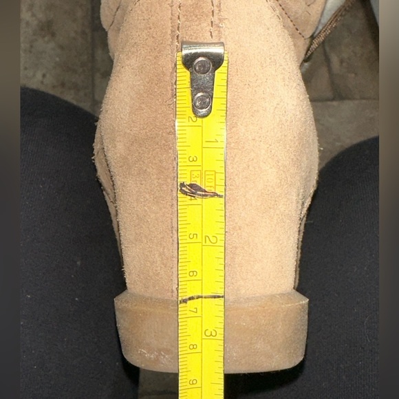 Nine west  Tan Suede Faux Fur Winter Snow Boots | Cozy Lace-Up Boots |Size 7.5 - Picture 7 of 8